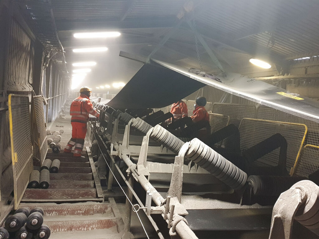 Przenośniki taśmowe - prace remontowe wykonywane przez przedsiębiorstwo usługowe W-2 Prebut